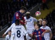 开云体育下载-包含巴塞罗那惊险获胜，成功晋级八强的词条