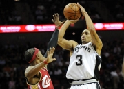 开云体育官网-包含中国男篮翻盘波兰男篮，乔治·希尔统治全场的词条