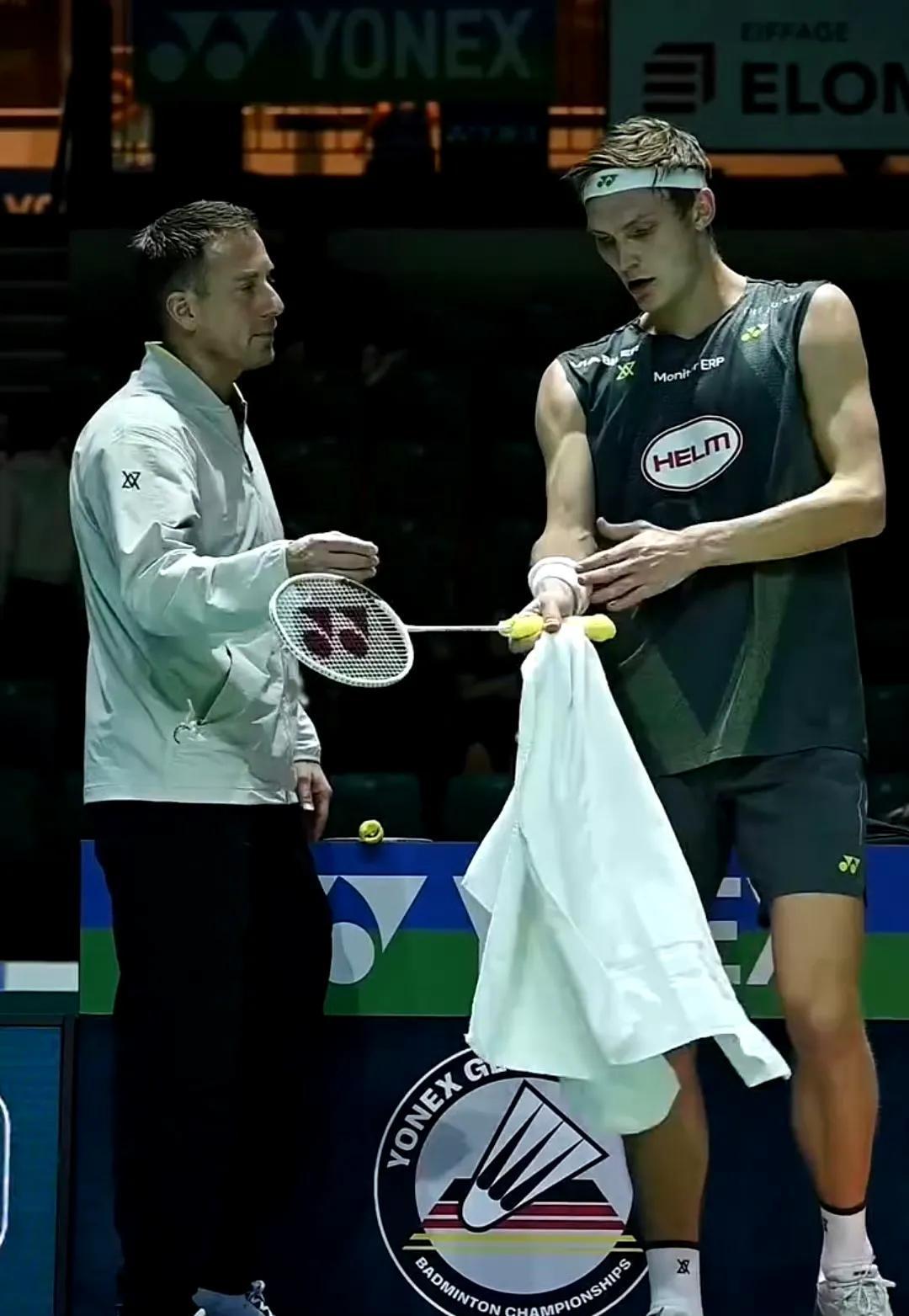 日本羽毛球队碾压英格兰羽毛球队,安赛龙完成帽子戏法的简单介绍 日本羽毛球队碾压英格兰羽毛球队,安赛龙完成帽子戏法的简单介绍