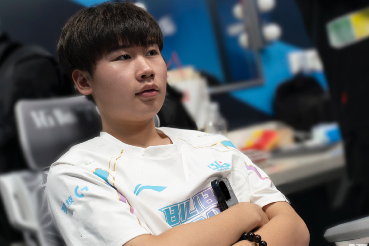 包含SHR血洗RNG,Knight爆发神勇的词条 包含SHR血洗RNG,Knight爆发神勇的词条