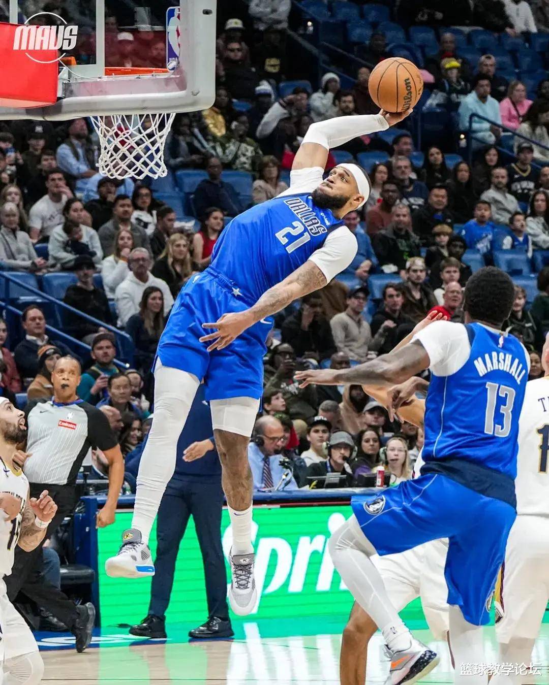 加拿大男篮绝杀奇才,浓眉制霸全场 加拿大男篮绝杀奇才,浓眉制霸全场