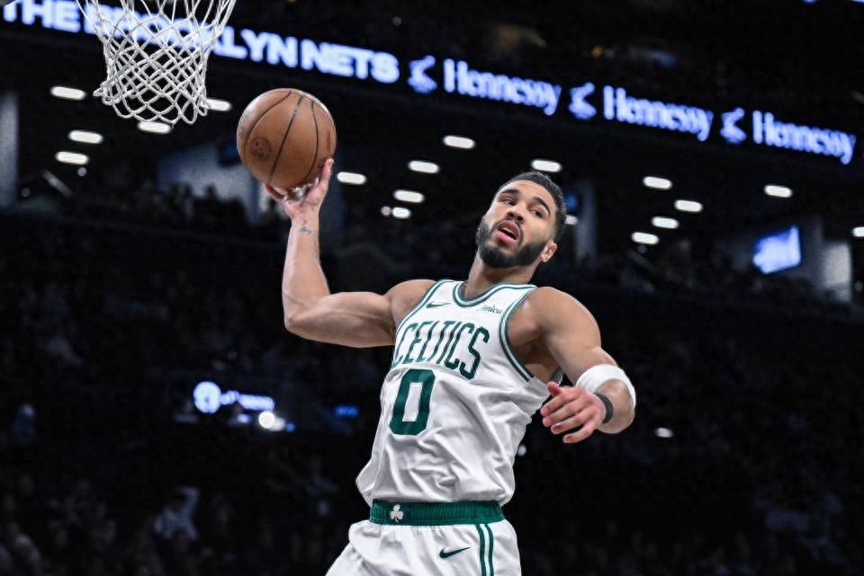 澳大利亚男篮轻取菲律宾男篮,塔图姆高光表现 澳大利亚男篮轻取菲律宾男篮,塔图姆高光表现