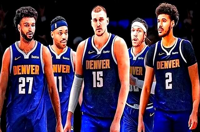 包含球队综合实力对比：备战进入白热化的词条