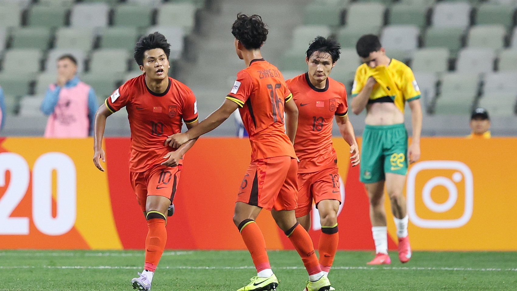 包含国青小将助力国家队,逆袭获胜的词条 包含国青小将助力国家队,逆袭获胜的词条