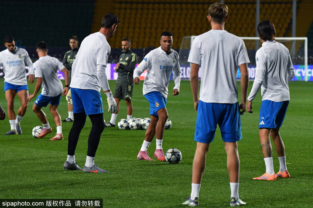 关于布鲁日俱乐部在周日战胜了对手的信息 关于布鲁日俱乐部在周日战胜了对手的信息