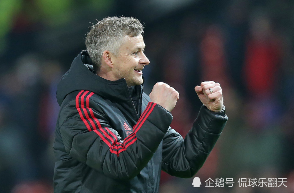 红牛营利尔士城门将贝基奇神勇扑救 红牛营利尔士城门将贝基奇神勇扑救