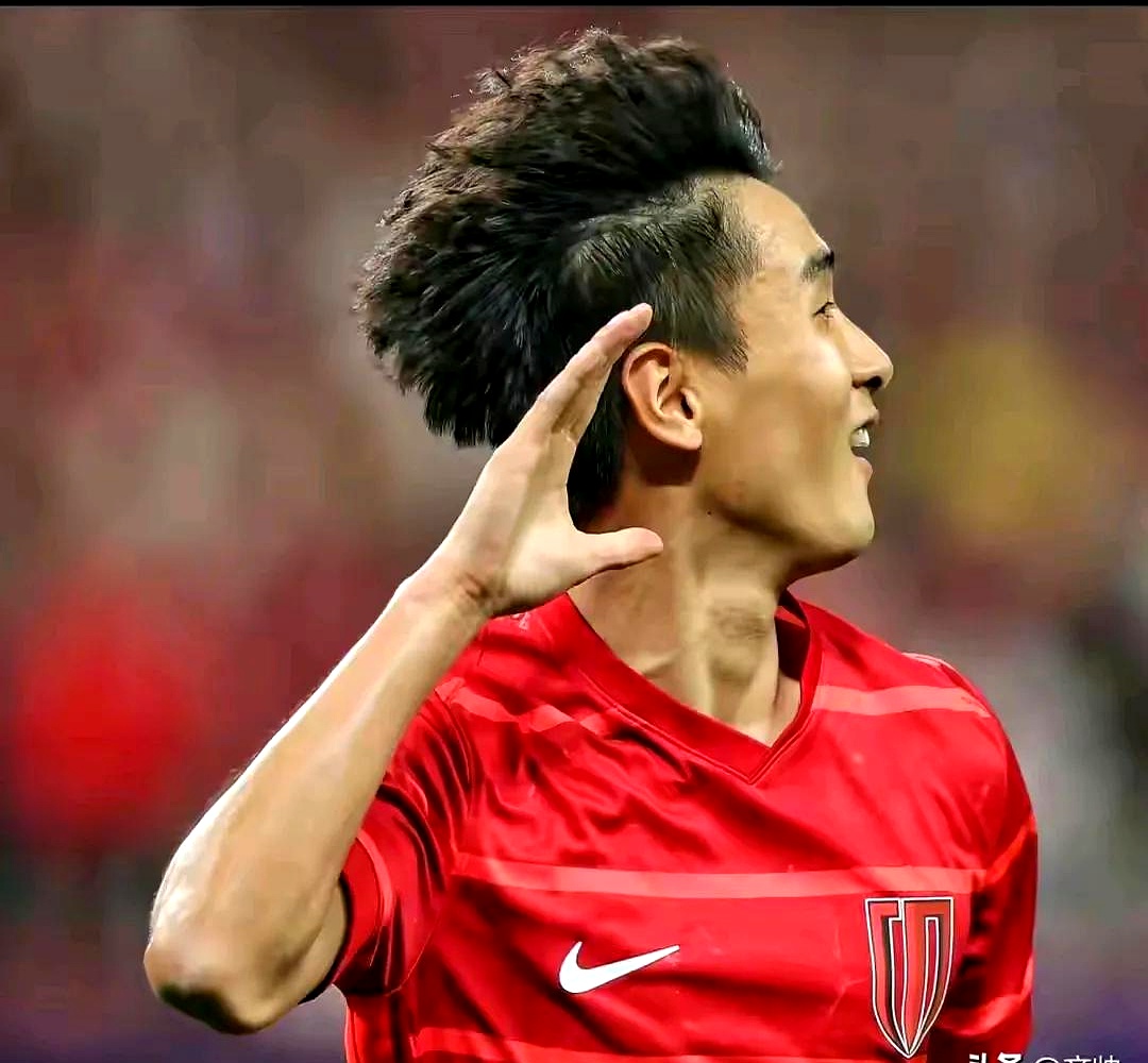 进球如潮,球员表现十分抢眼的简单介绍 进球如潮,球员表现十分抢眼的简单介绍