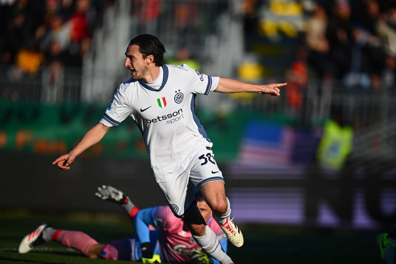 关于意甲球员表现出色,成为国内焦点的信息 关于意甲球员表现出色,成为国内焦点的信息