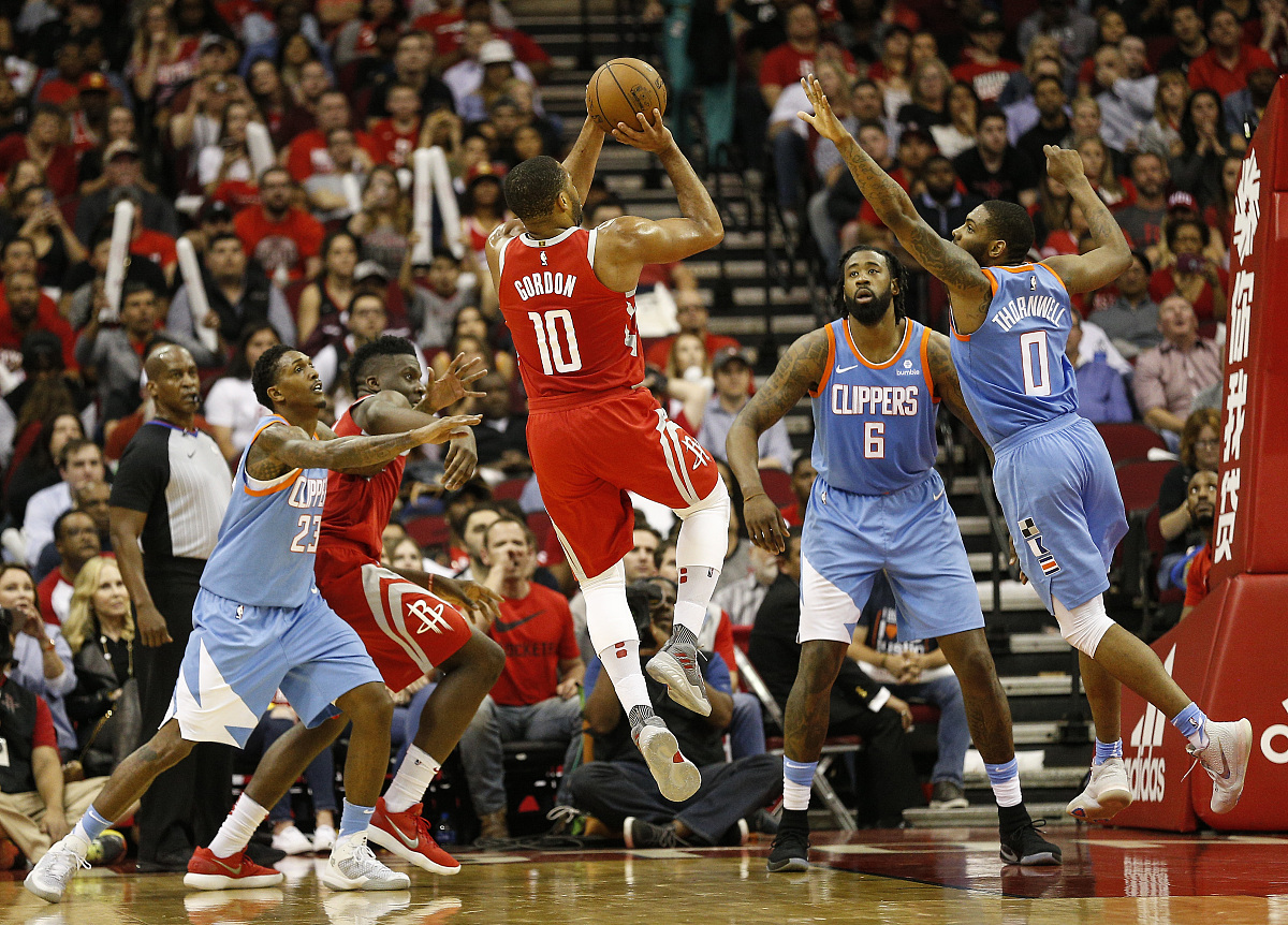 包含德国队力克丹麦队，李梓嘉状态火热的词条