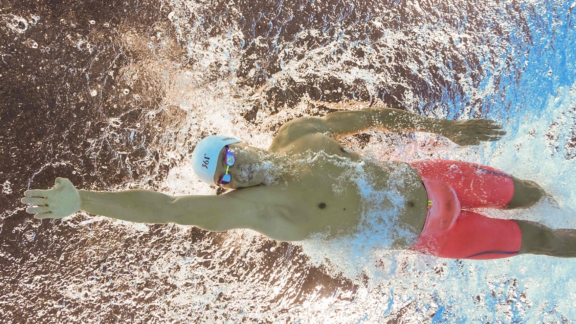 双城记，安菲尔德绝杀夜与摩纳哥赛道上的王者接管