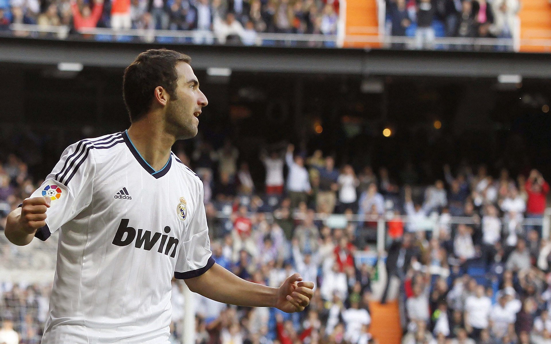 佩德里生涯之夜照亮前路,波兰强压葡萄牙揭示欧洲杯新格局