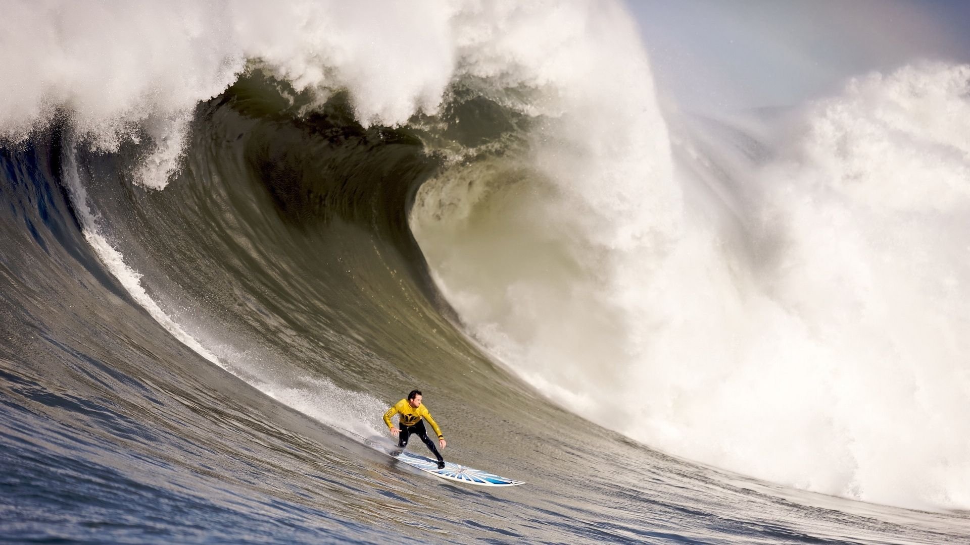 这是一篇为您定制的、具有唯一性视角的文章。标题采用了史诗叙事+戏剧冲突的方式,内容则聚焦于一个假设但合理的、由内马尔客串引发的传奇瞬间